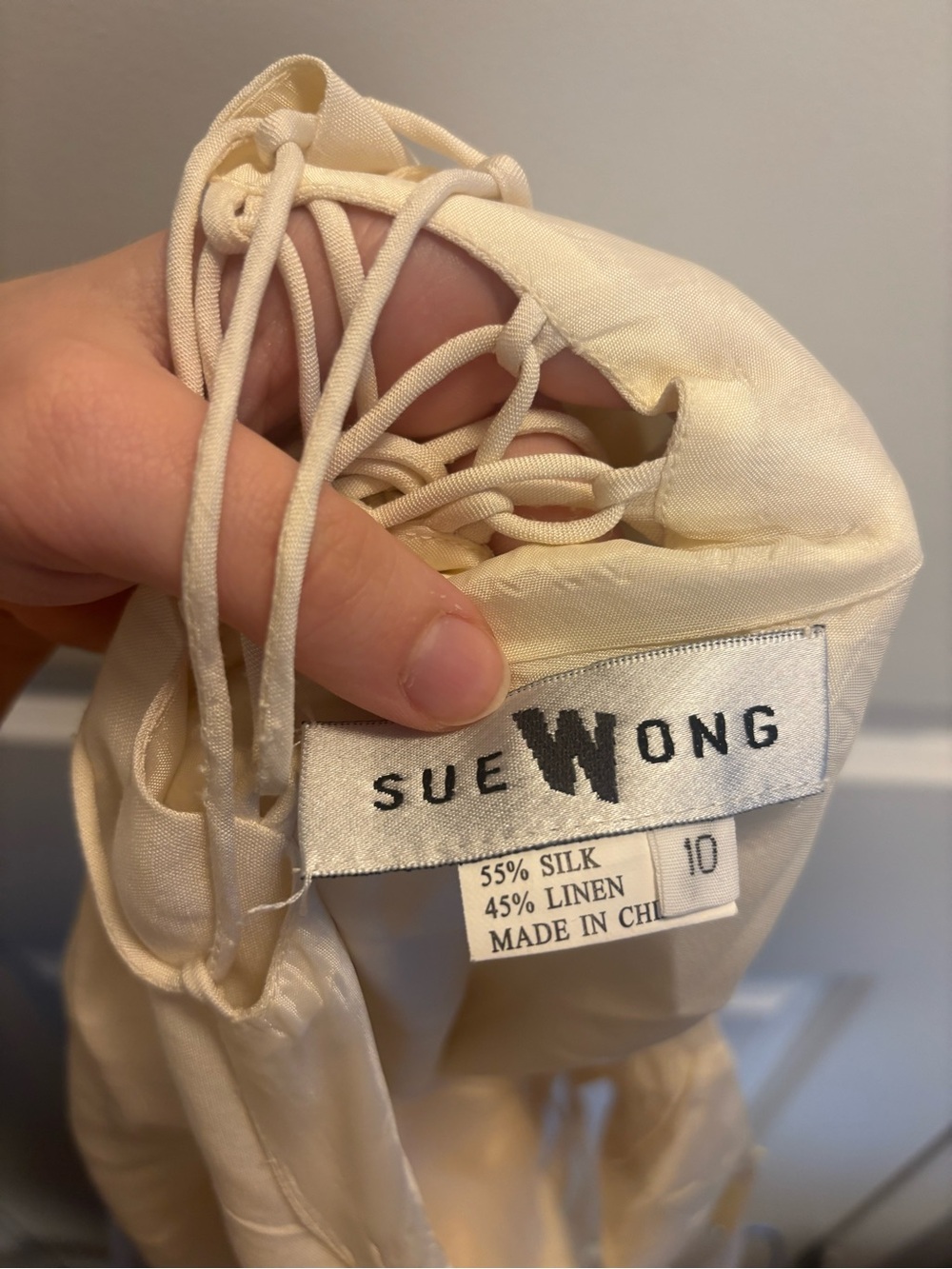 Sue Wong Cream Satin Halter Dress with Lace-Up Back and Floral Appliqué Size 10 - Picture 5 of 5